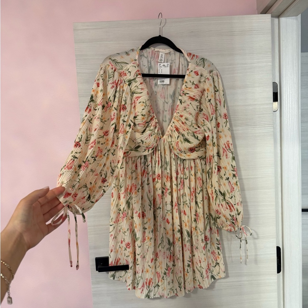 H&M brand new dress never worn - tags still on